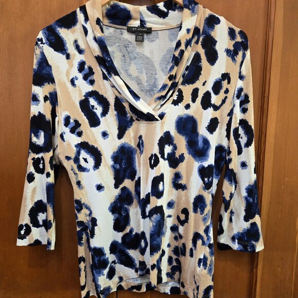 St. John Women's Blouse Size Medium Blue White and Beige - Picture 1 of 2